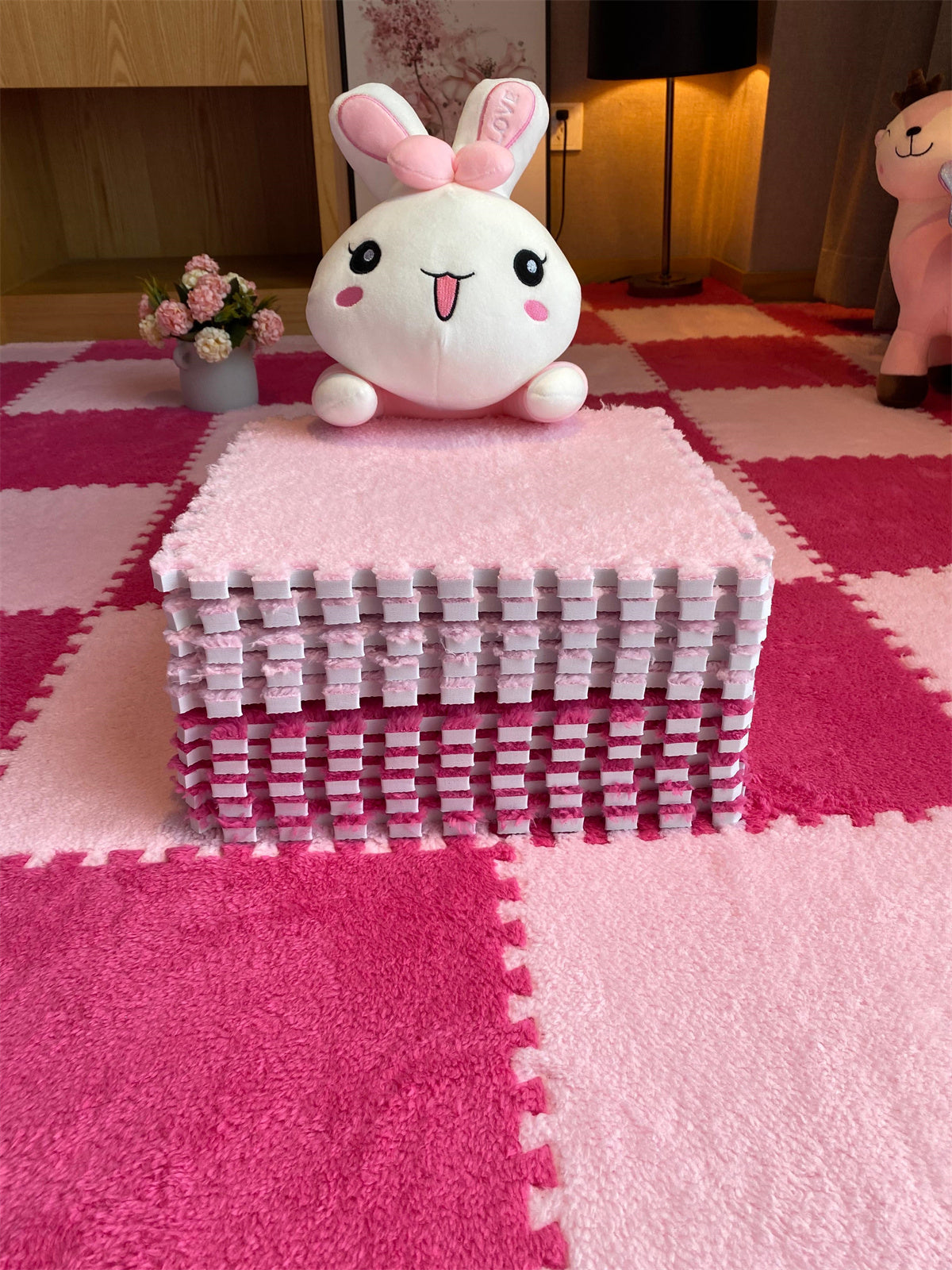 Striped splicing carpet floor mat