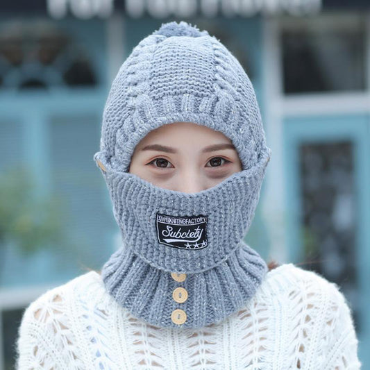 Women’s Knitted Hat & Scarf Set
