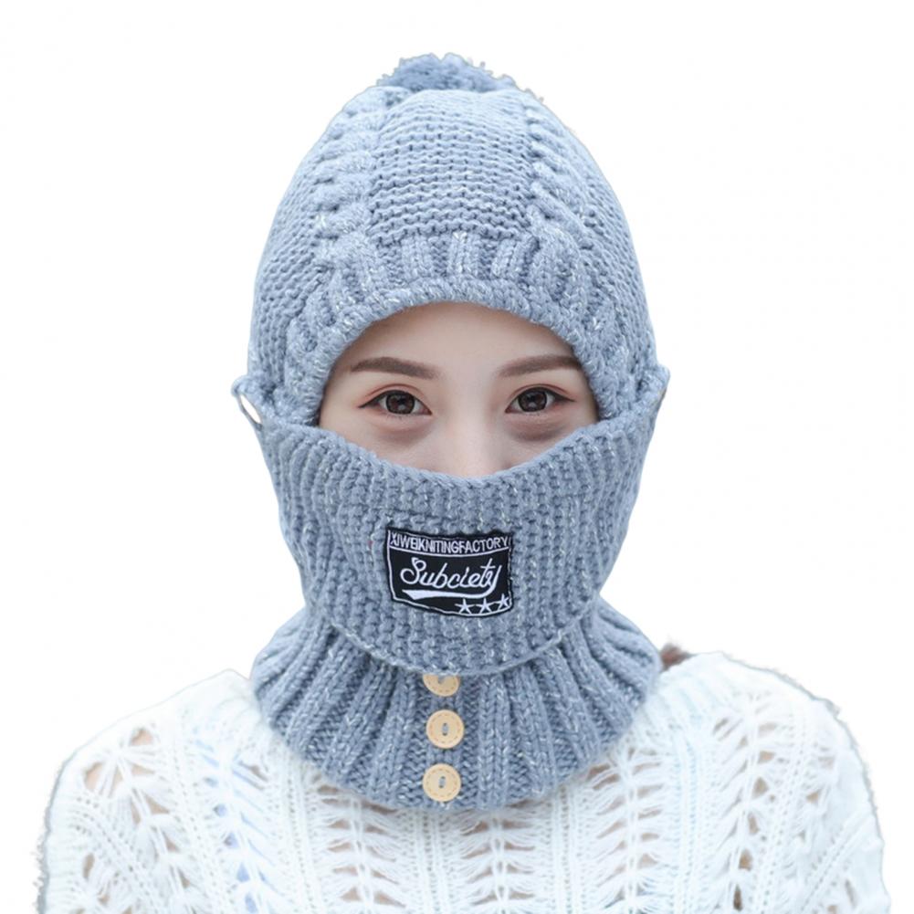 Women’s Knitted Hat & Scarf Set