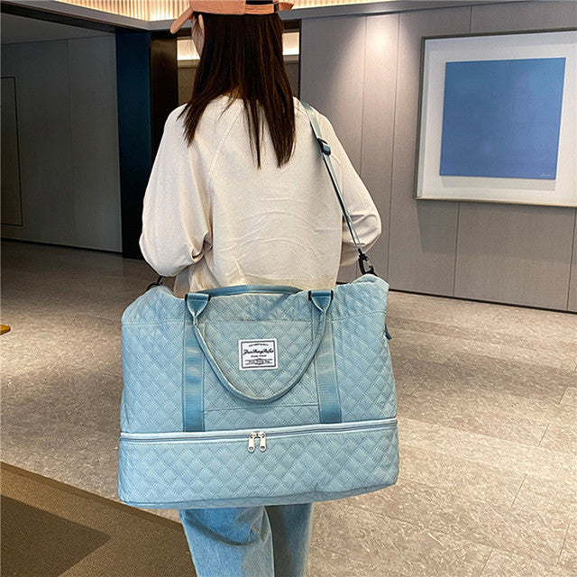 Spacious Travel Duffle with Shoe Compartment